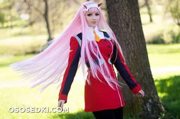 Zero Two || Darling In The FranXX - 2