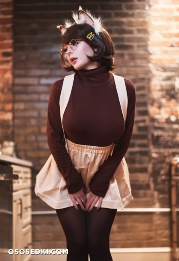 Jenna Lynn Meowri - 165