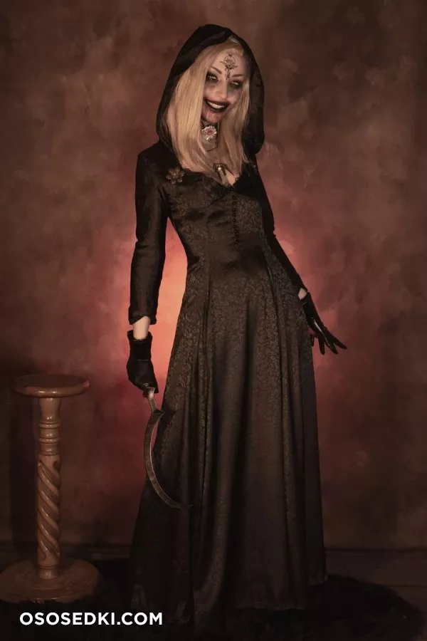 ShiroKitsune | Resident Evil | Bela Dimitrescu - 1