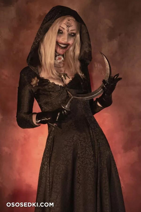 ShiroKitsune | Resident Evil | Bela Dimitrescu - 2