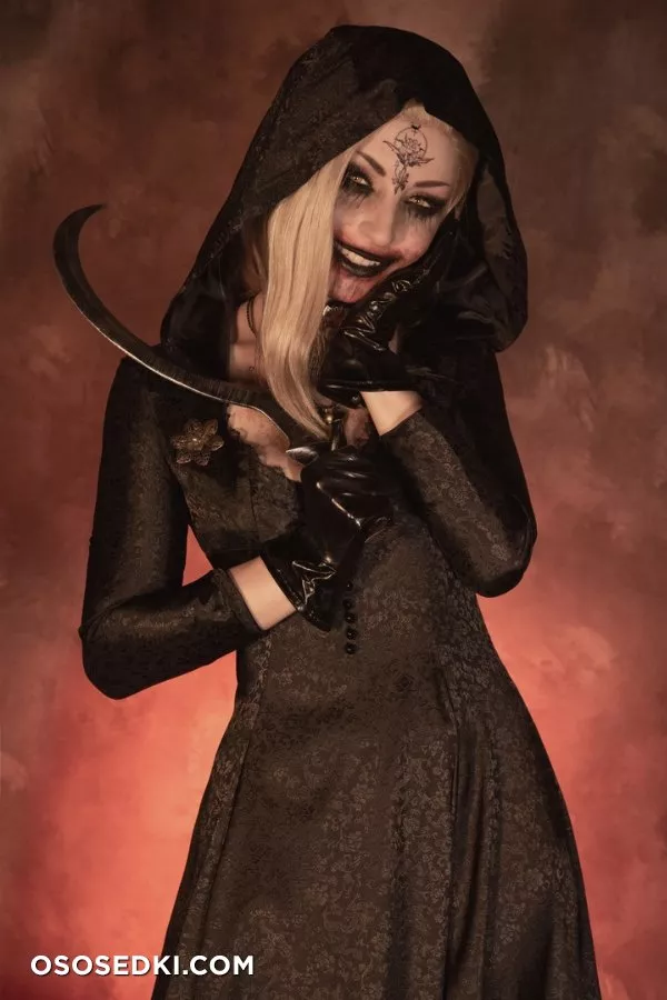 ShiroKitsune | Resident Evil | Bela Dimitrescu - 3