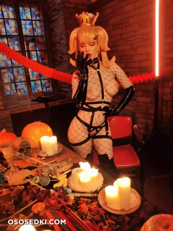 Bowsette from New Super Mario Bros - 14