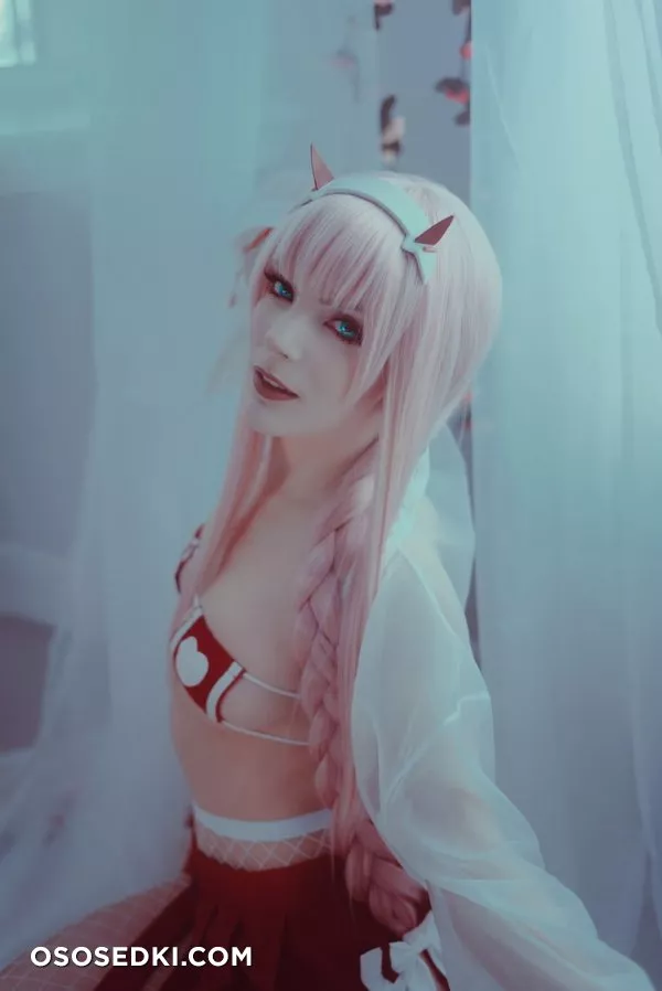 Bloodraven | Zero Two - 8