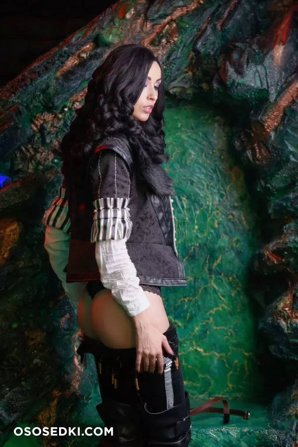 Yennefer by Lera Himera - 18