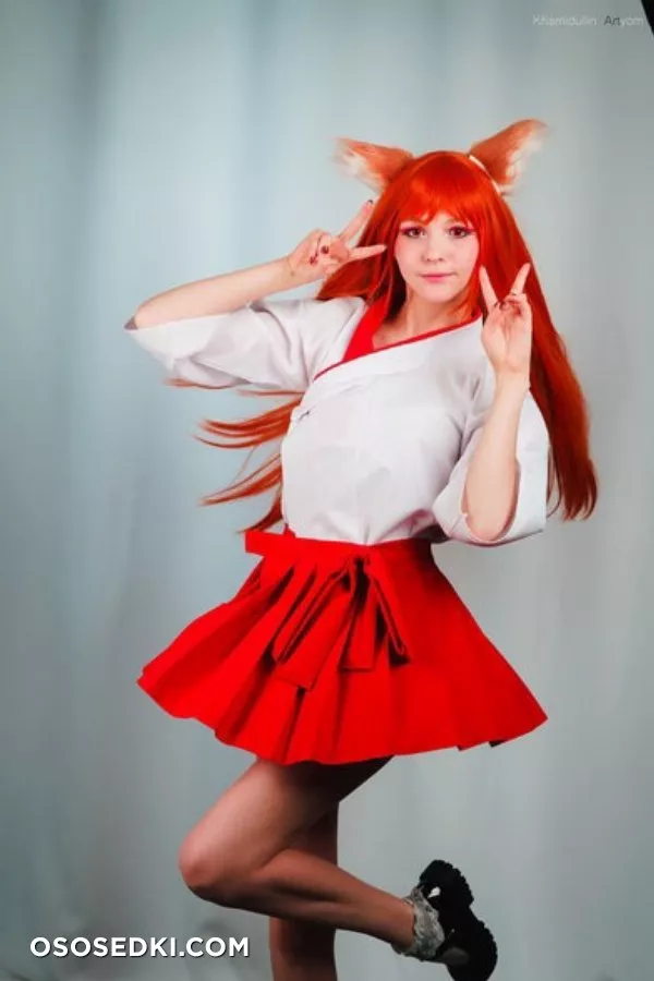 Tsuki Desu | Holo - 61