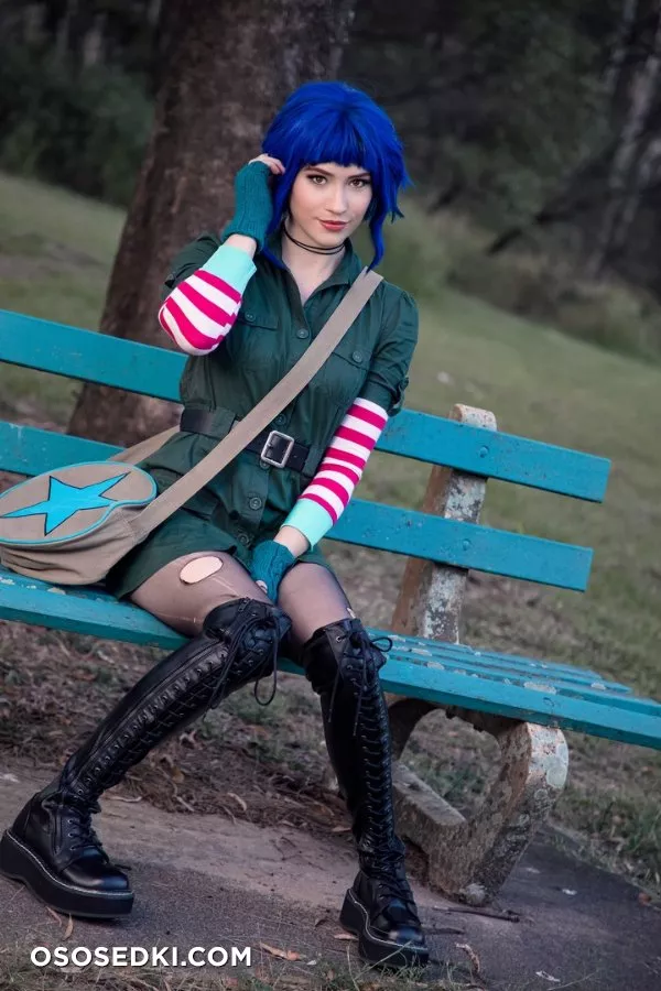 Nichameleon | Ramona Flowers - 24