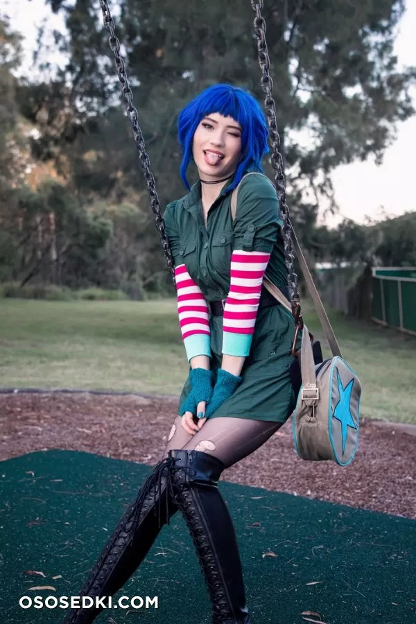 Nichameleon | Ramona Flowers - 33