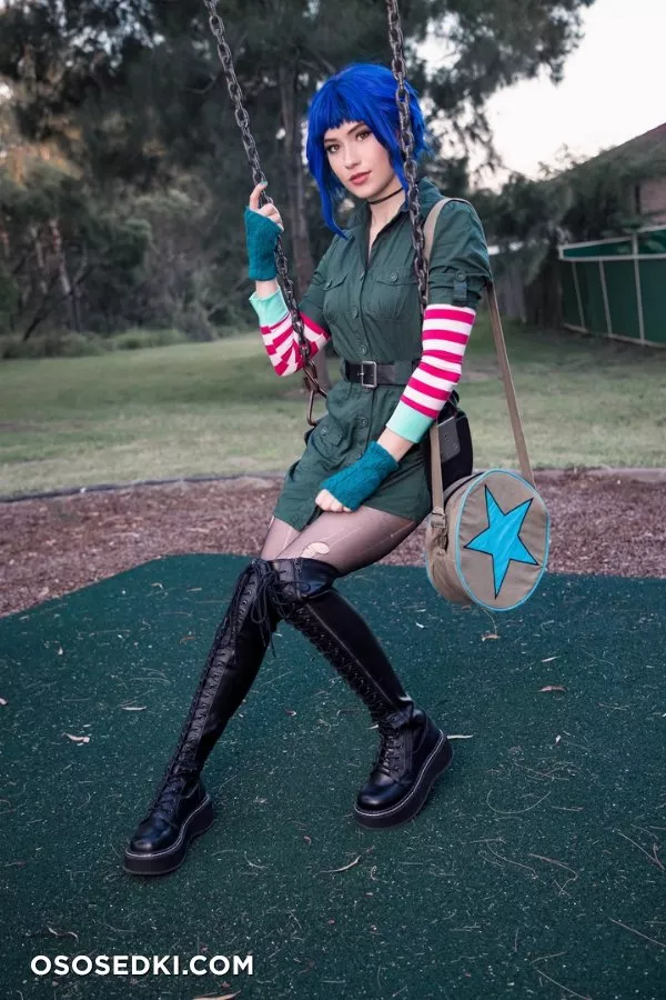 Nichameleon | Ramona Flowers - 37