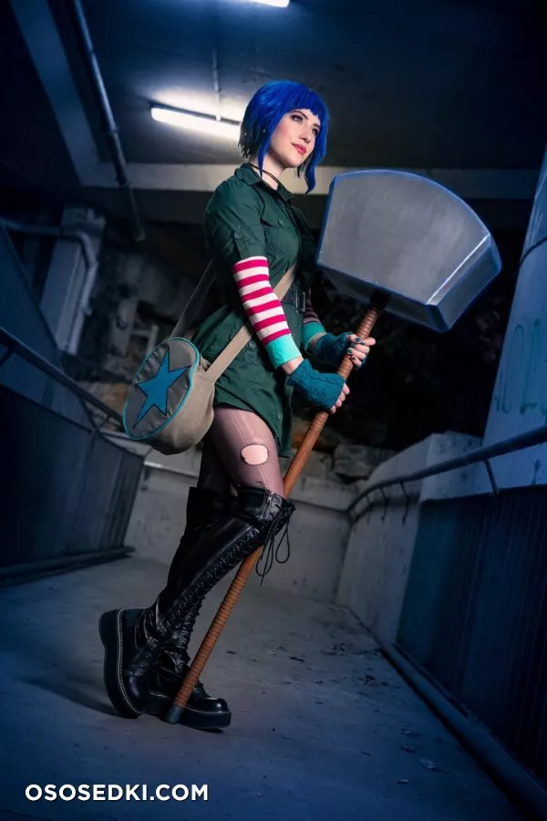 Nichameleon | Ramona Flowers - 42
