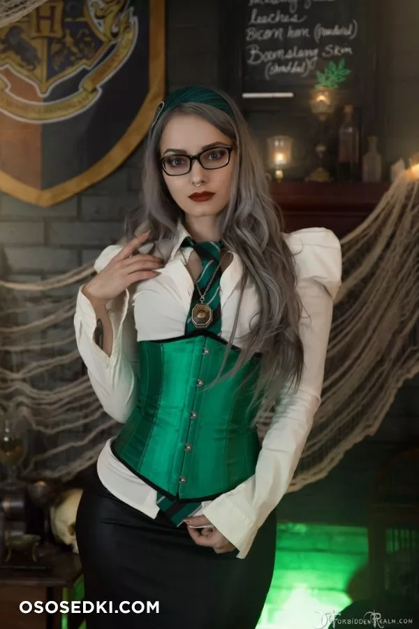 Genevieve - 417