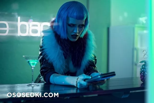 Lada Lyumos. Evelyn Parker. Cyberpunk 2077 - 1