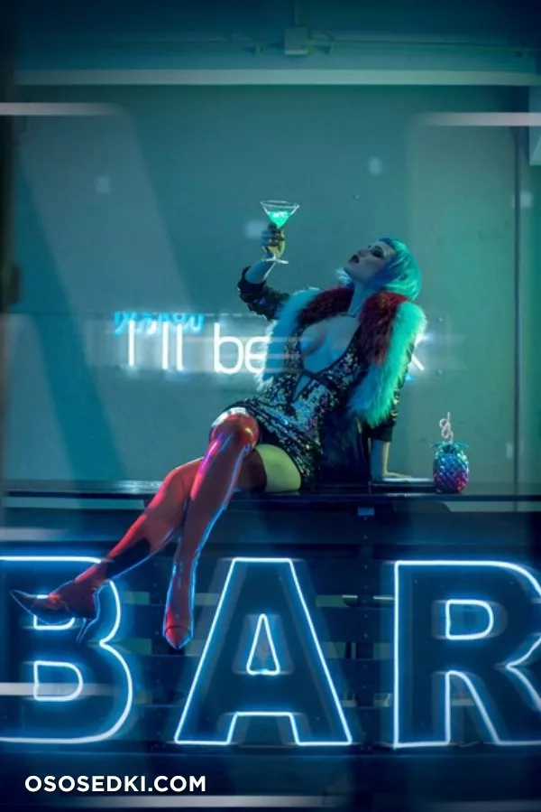 Lada Lyumos. Evelyn Parker. Cyberpunk 2077 - 4