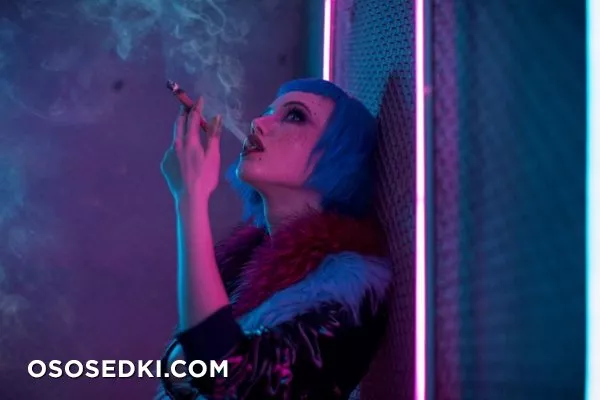 Lada Lyumos. Evelyn Parker. Cyberpunk 2077 - 25