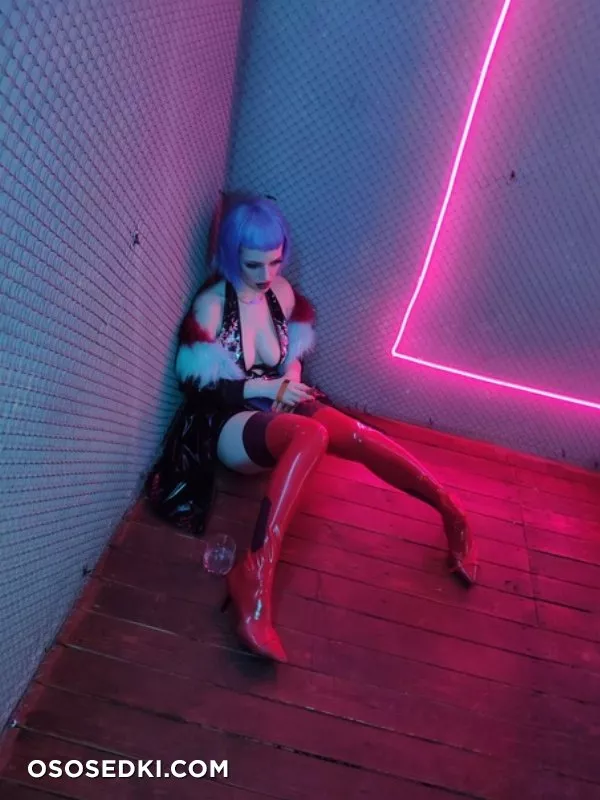 Lada Lyumos. Evelyn Parker. Cyberpunk 2077 - 51