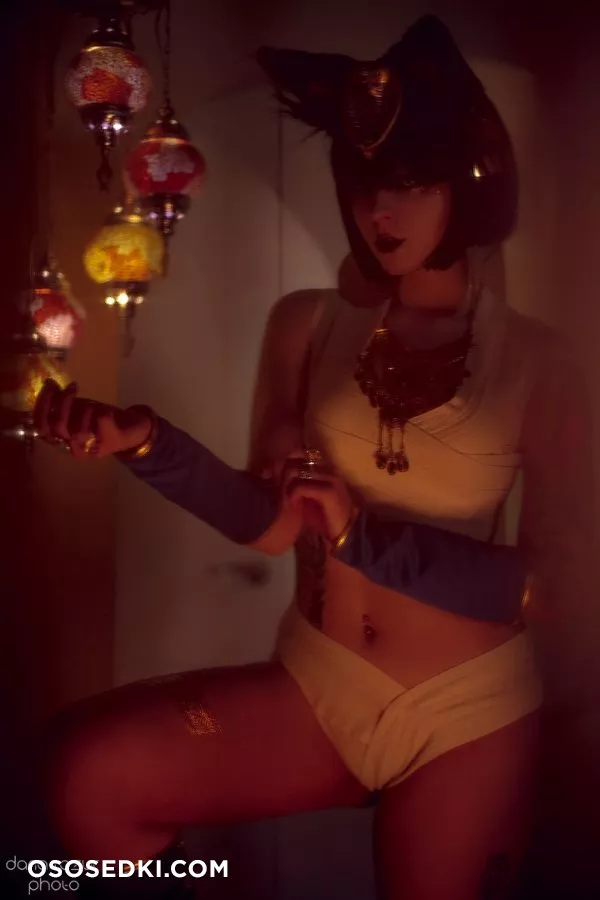 Bizarre Deer | Ankha - 8