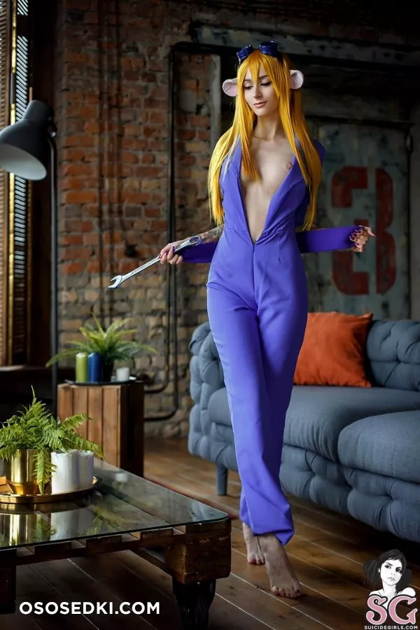 Purple Bitch | Gadget Hackwrench - 7