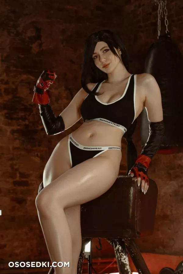 Alina Becker - Tifa Nurse - 134