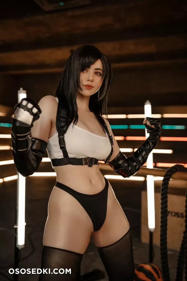 Alina Becker - Tifa Nurse - 261
