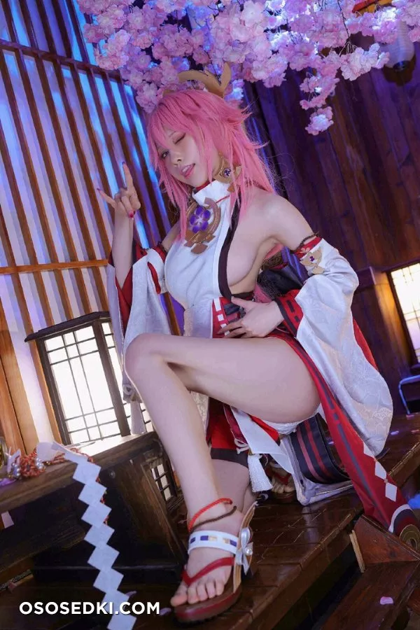 Aqua | Yae Miko - 15