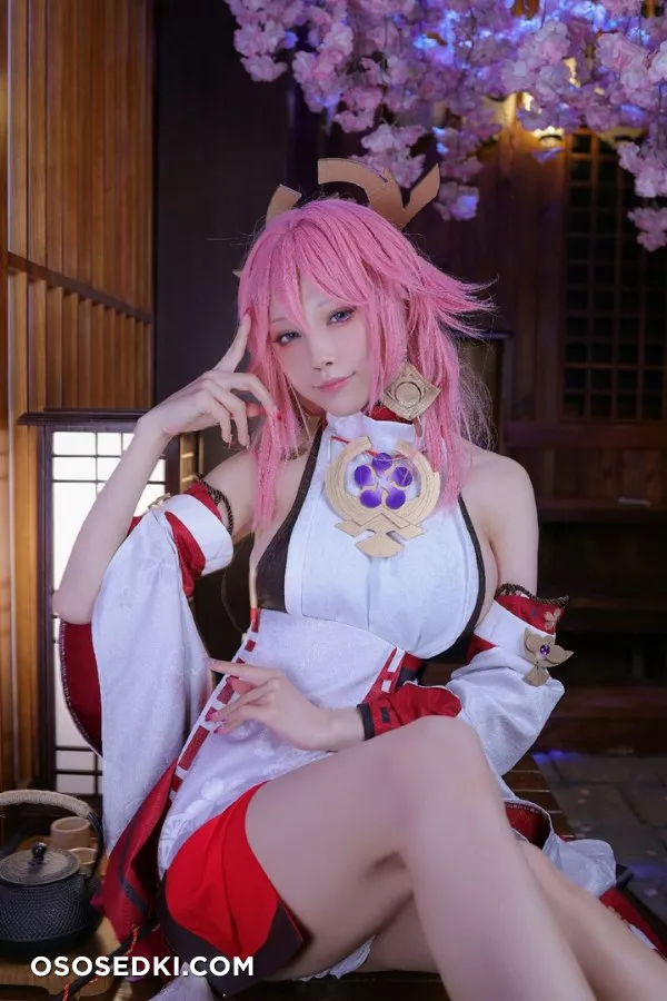 Aqua | Yae Miko - 24