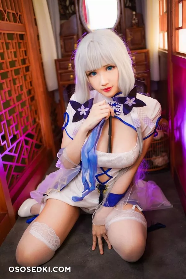 KaYa Huang | Illustrious - 51