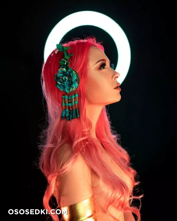 Aphrodite by Hendo Art - 16
