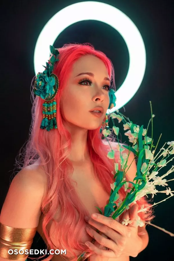 Aphrodite by Hendo Art - 17