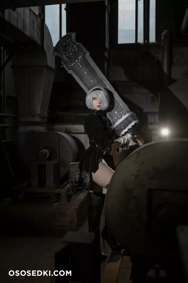 Bizarre Deer | 2B - 1