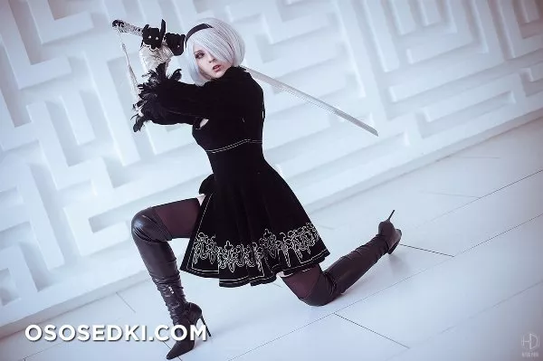 Bizarre Deer | 2B - 17