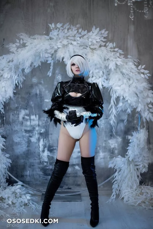 Bizarre Deer | 2B - 24