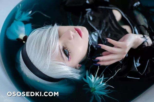 Bizarre Deer | 2B - 40