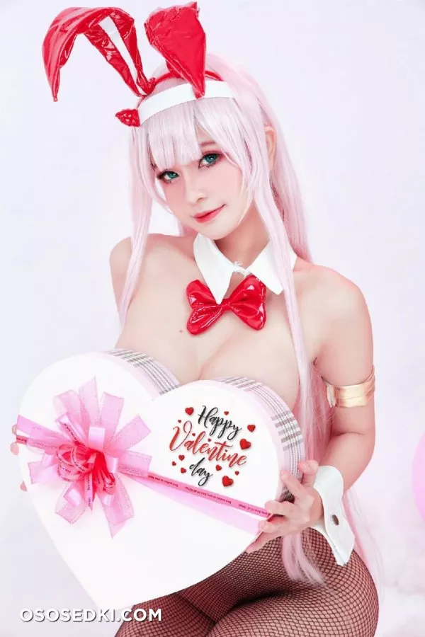 Azami | Zero Two - 14