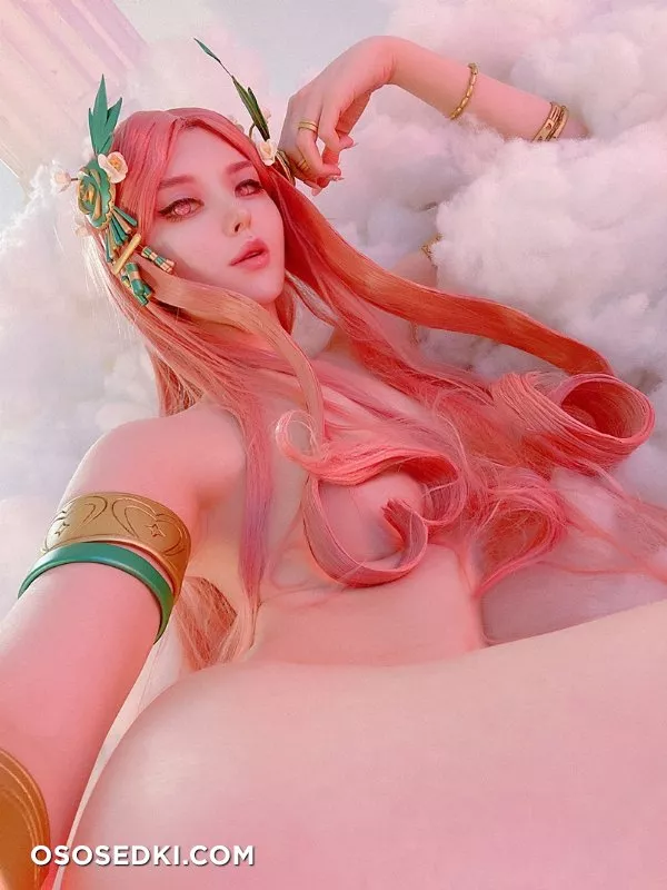 Vinnegal | Aphrodite (Hades) - 19