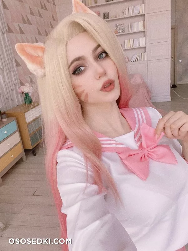 Alina Becker | Ahri - 80