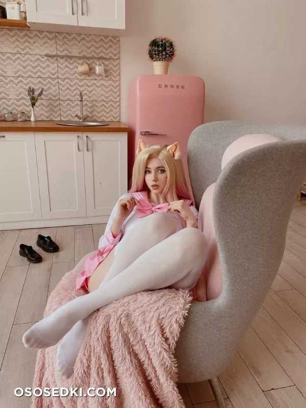 Alina Becker | Ahri - 111