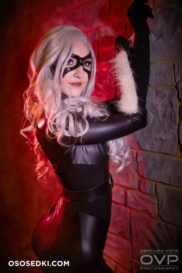 Luxlo | Black Cat - 13