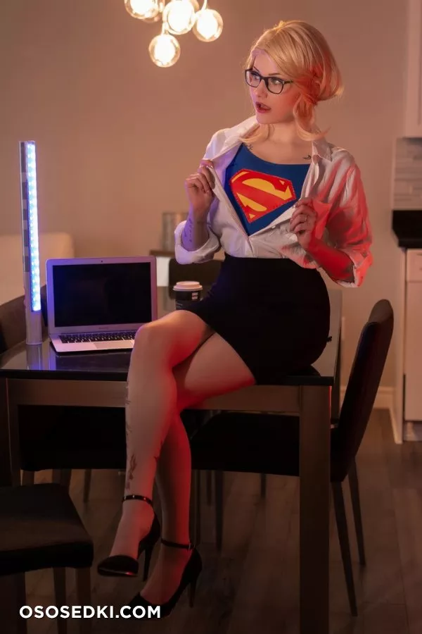 Ri Care | Supergirl - 22