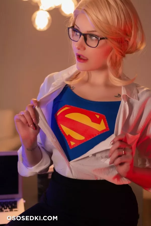 Ri Care | Supergirl - 23
