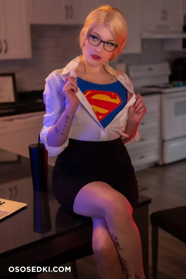 Ri Care | Supergirl - 24
