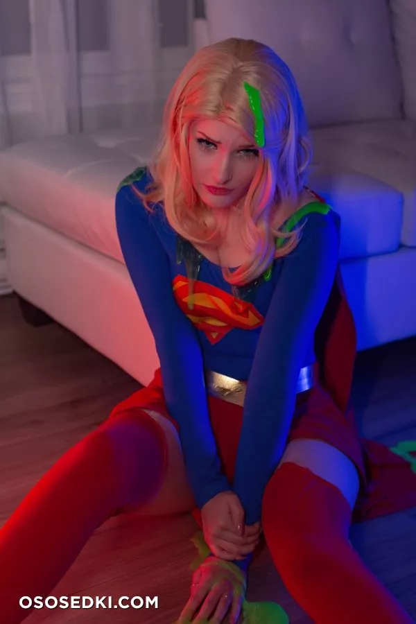 Ri Care | Supergirl - 72
