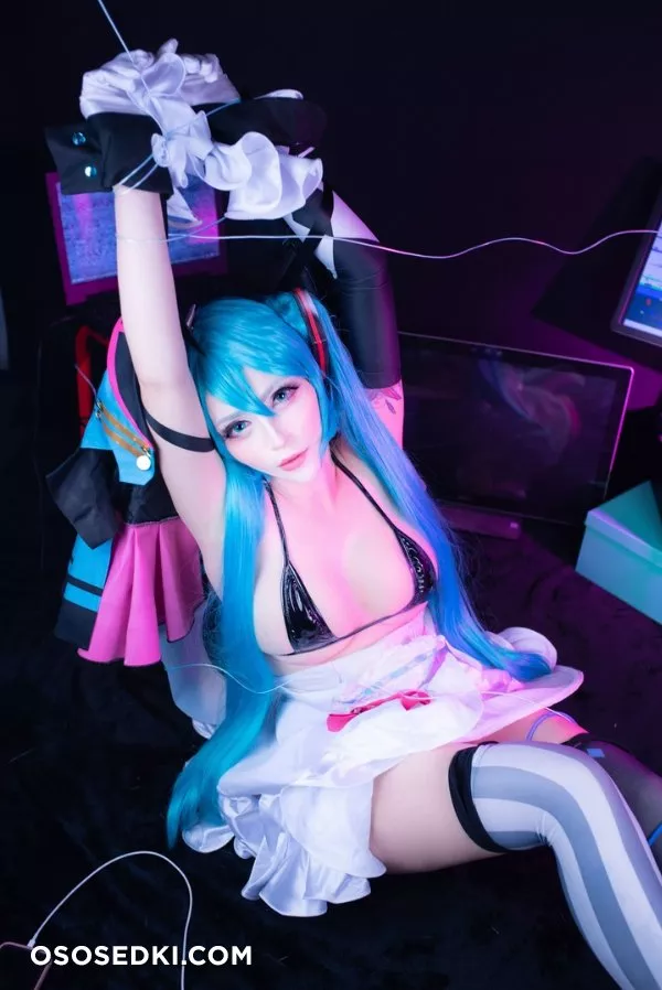 Katyuska Moonfox | Hatsune Miku - 23