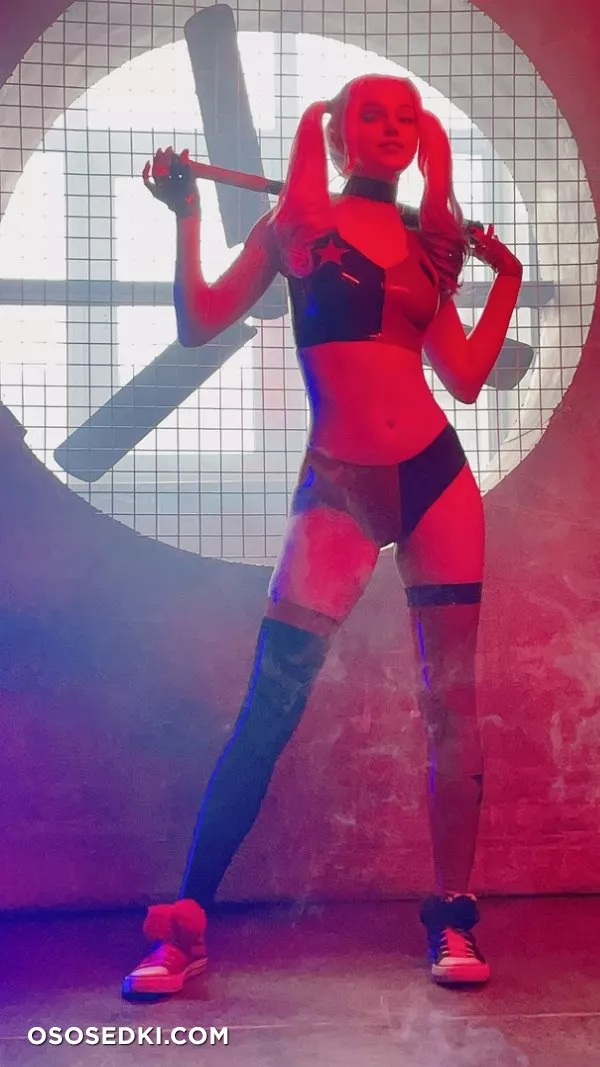 Harley Quinn latex by Shirogane Sama - 75