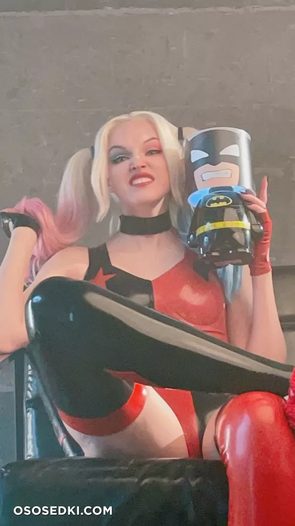 Harley Quinn latex by Shirogane Sama - 97
