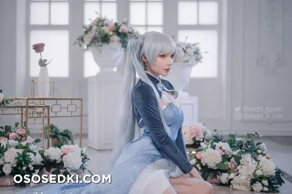 Michi Kyunn | Weiss - 24