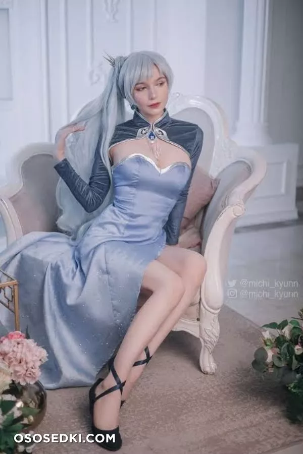 Michi Kyunn | Weiss - 26