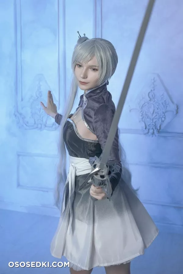 Michi Kyunn | Weiss - 30