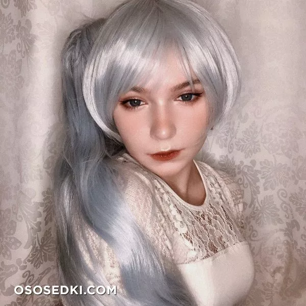 Michi Kyunn | Weiss - 46
