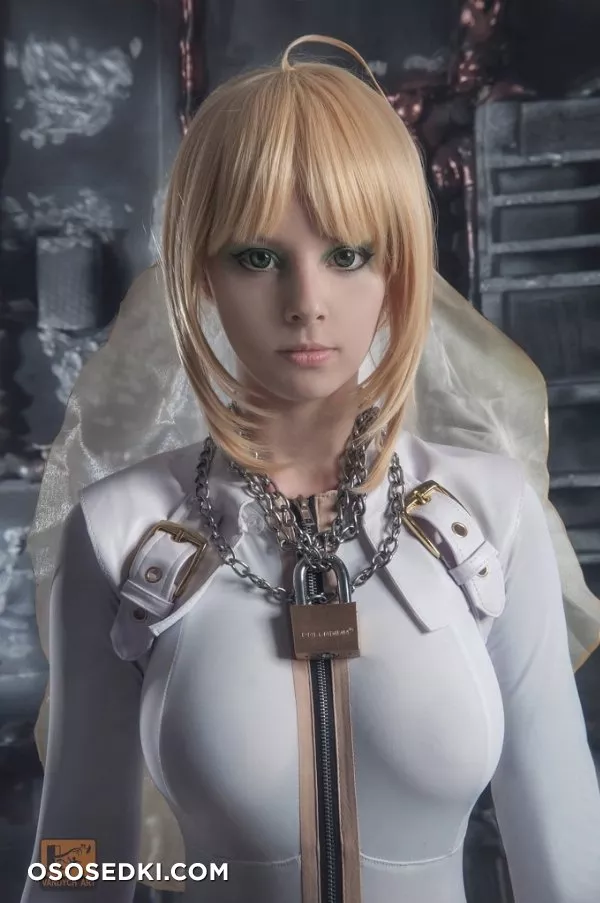 Helly von Valentine - 7