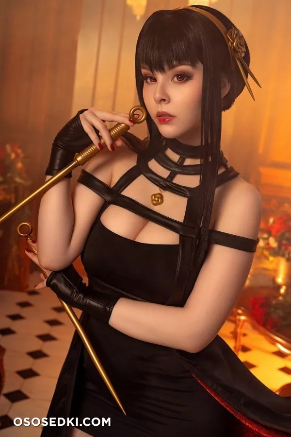 Helly von Valentine - 334