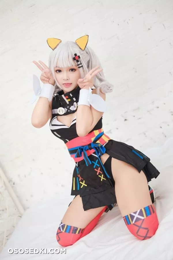 MiMi Chan - 44